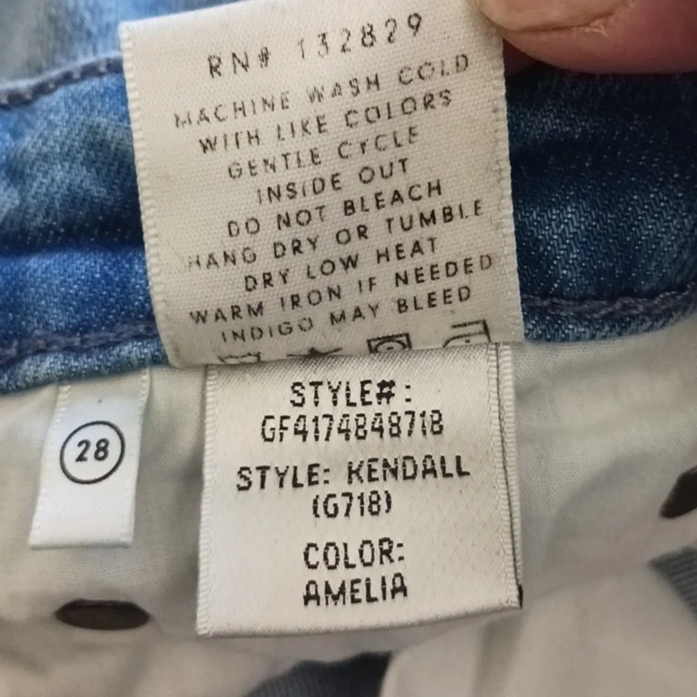 GRLFRND Kendall Super Stretch High Rise Skinny Jeans, Amelia Wash, Size 28 - Picture 11 of 12